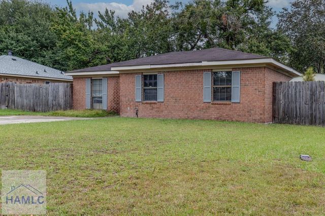 251 Garden Circle, Hinesville, GA 31313