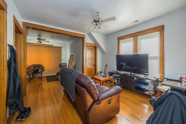 3616 N Christiana Avenue, Chicago, IL 60618
