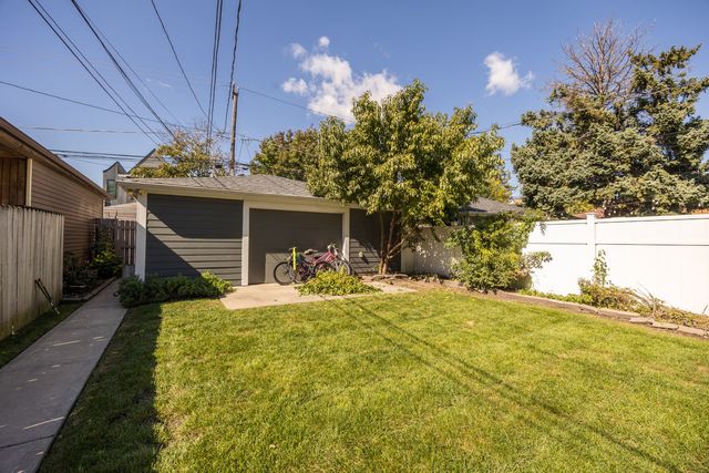 3616 N Christiana Avenue, Chicago, IL 60618