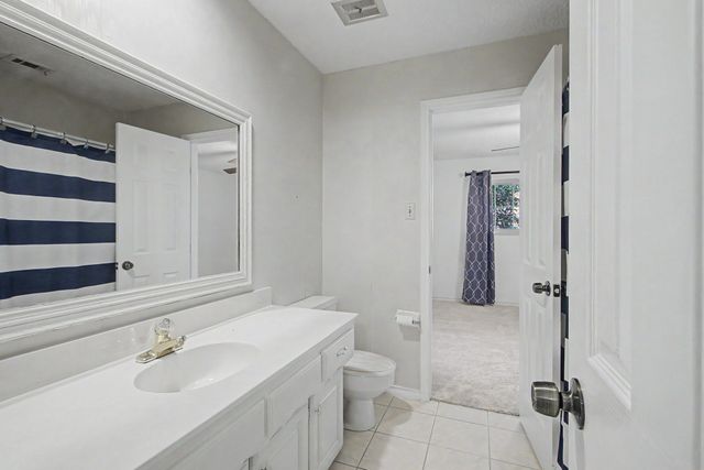 2110 Juanita Drive, Arlington, TX 76013