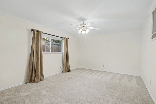 2110 Juanita Drive, Arlington, TX 76013