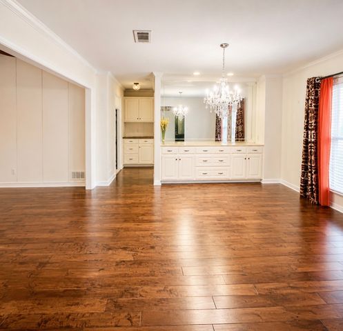 2110 Juanita Drive, Arlington, TX 76013