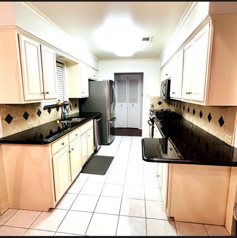 2110 Juanita Drive, Arlington, TX 76013