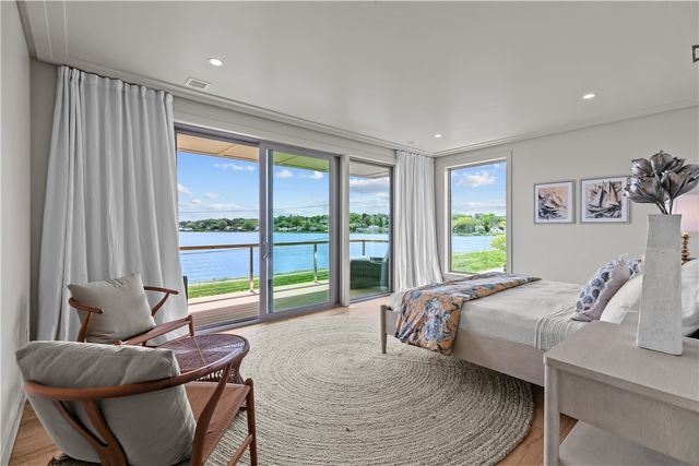 82 Ellery Road, Newport, RI 02840