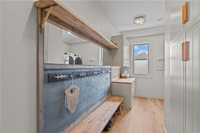 82 Ellery Road, Newport, RI 02840