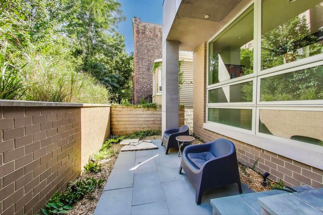 1475 W Superior Avenue 1, Chicago, IL 60647