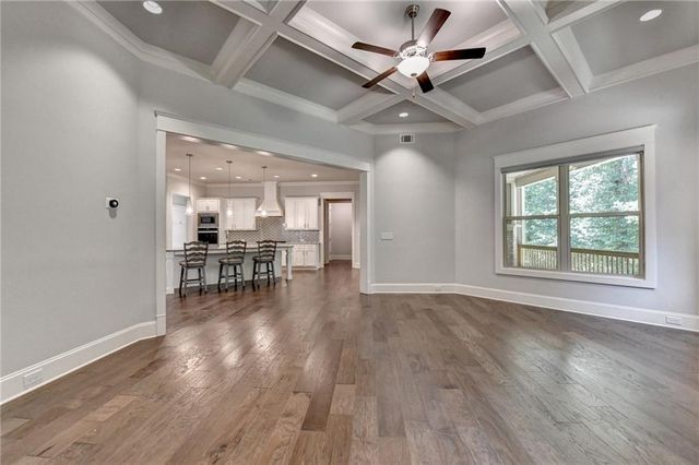 925 Settles Creek Way, Suwanee, GA 30024