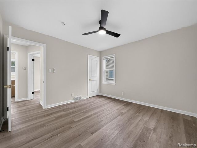 17712 Fenton Street, Detroit, MI 48219