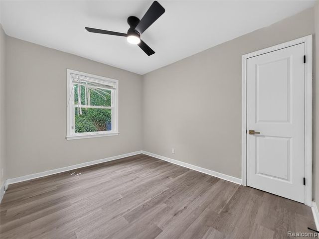 17712 Fenton Street, Detroit, MI 48219