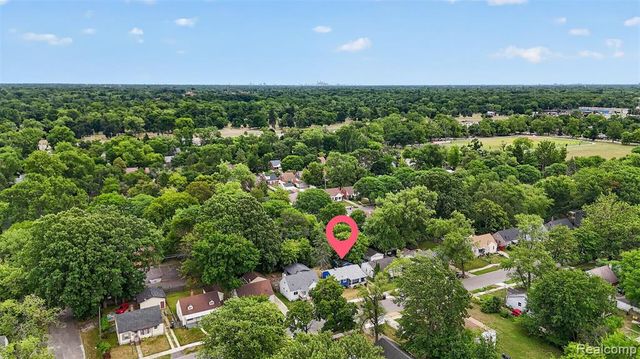 17712 Fenton Street, Detroit, MI 48219
