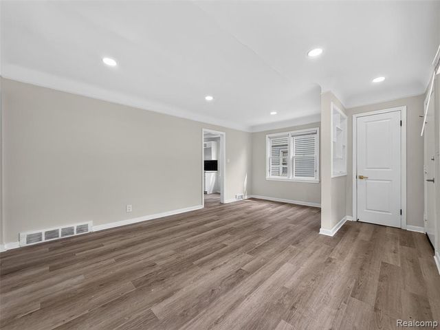 17712 Fenton Street, Detroit, MI 48219