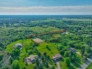 651 Badlands Road, Hudson, WI 54016