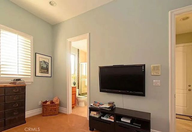 3200 Elm Avenue, Manhattan Beach, CA 90266