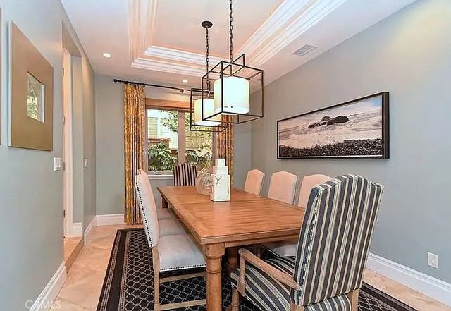 3200 Elm Avenue, Manhattan Beach, CA 90266