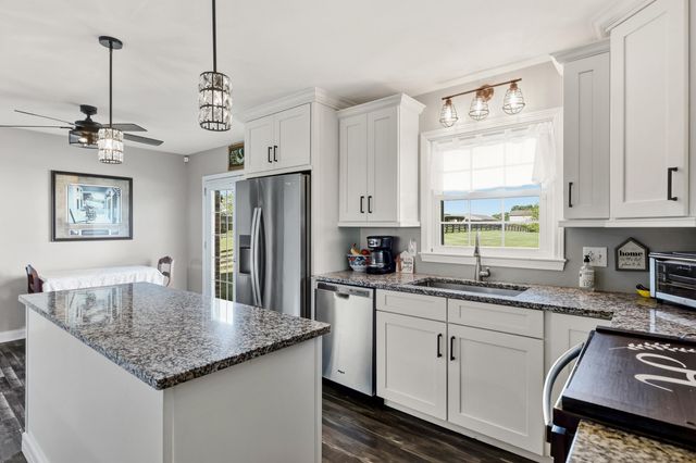 1414 Perryville Road, Harrodsburg, KY 40330