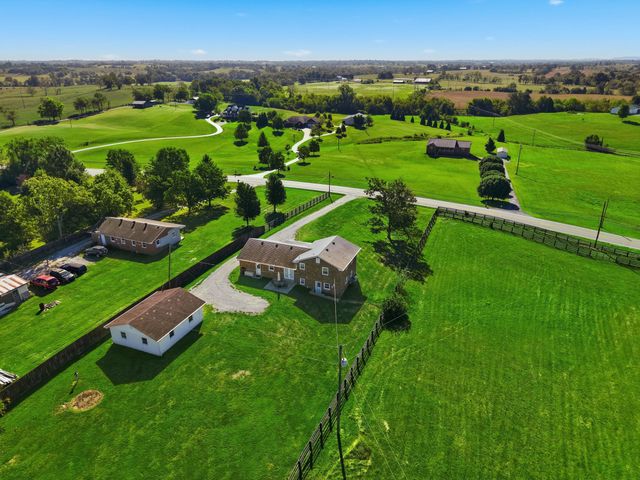 1414 Perryville Road, Harrodsburg, KY 40330