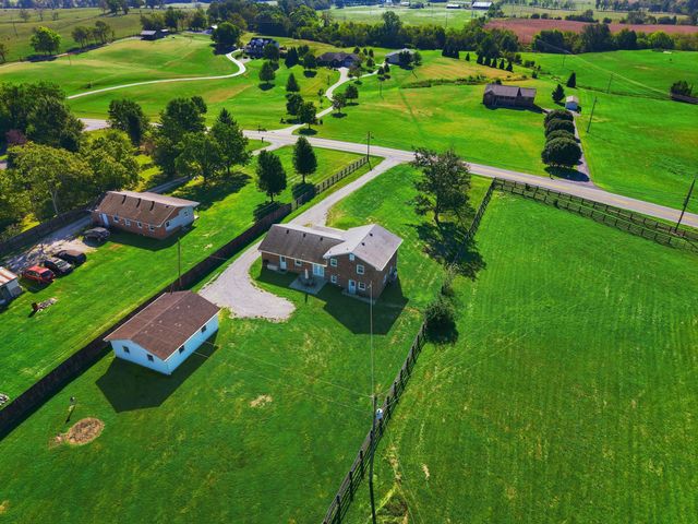 1414 Perryville Road, Harrodsburg, KY 40330