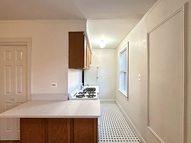 4531 N Ashland Avenue 111, Chicago, IL 60640