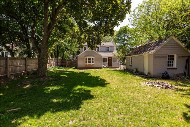 39 Ridgewood Drive, Irondequoit, NY 14622