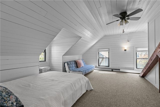 167 Coggeshall Avenue E, Newport, RI 02840