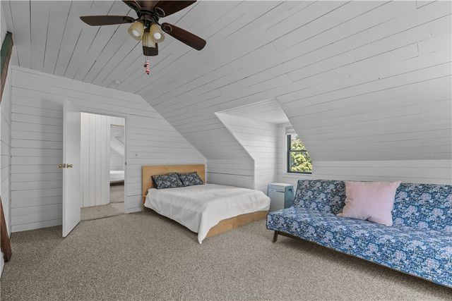 167 Coggeshall Avenue E, Newport, RI 02840