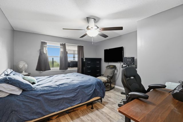 1373 N Orange Rd, Athol, MA 01331