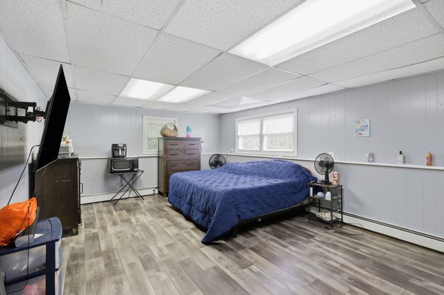 1373 N Orange Rd, Athol, MA 01331
