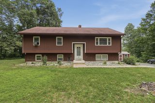 1373 N Orange Rd, Athol, MA 01331