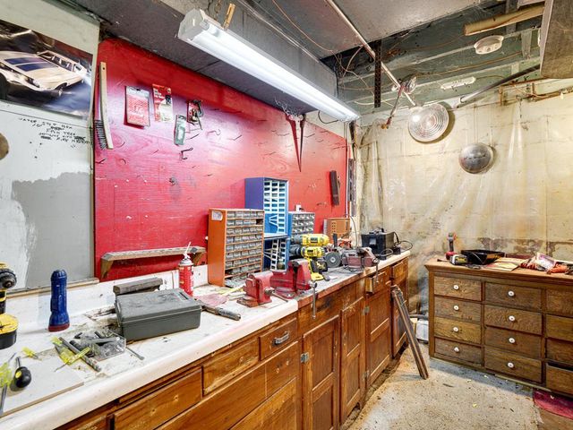 9316 W River Road, Brooklyn Park, MN 55444