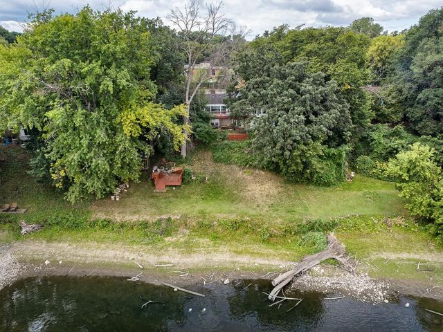 9316 W River Road, Brooklyn Park, MN 55444