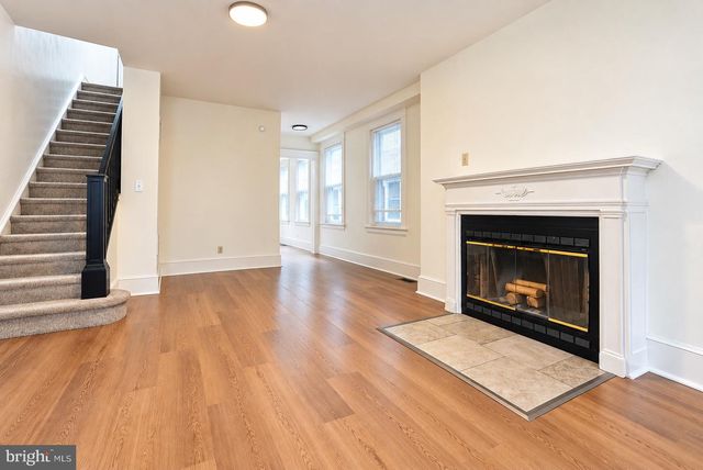120 N BROOM ST, Wilmington, DE 19805