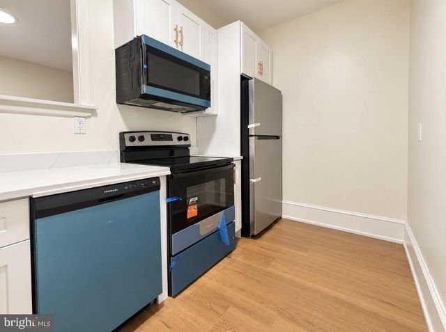 120 N BROOM ST, Wilmington, DE 19805