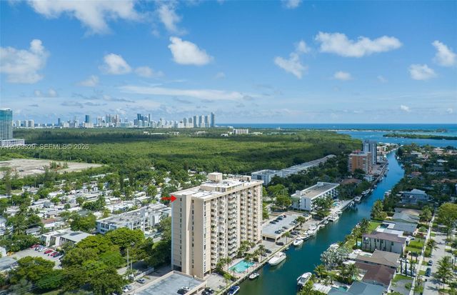 2350 NE 135th St 1503, North Miami, FL 33181