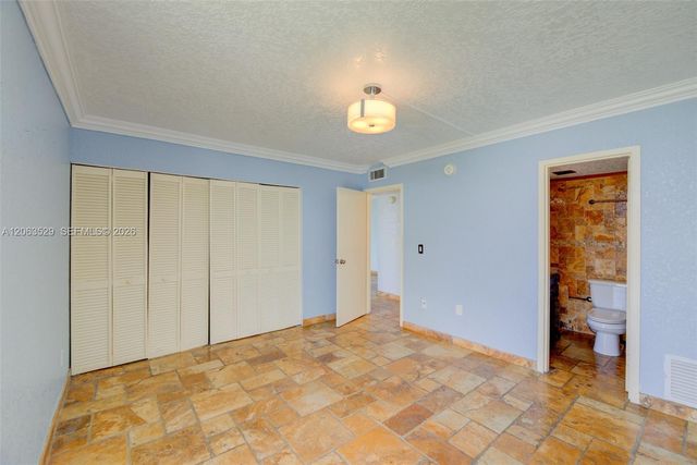 2350 NE 135th St 1503, North Miami, FL 33181
