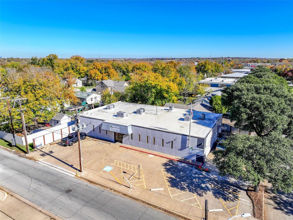 4059 Bryan Avenue 100, Fort Worth, TX 76110