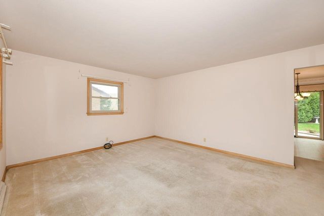 1631 W Bottsford AVENUE, Milwaukee, WI 53221