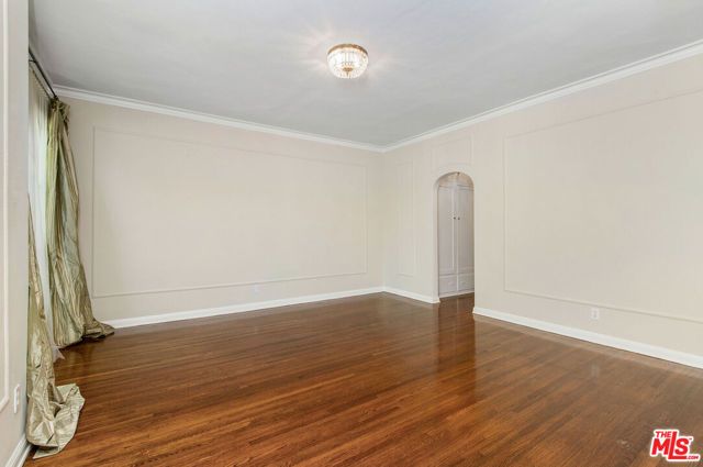 846 S Lucerne Boulevard, Los Angeles, CA 90005