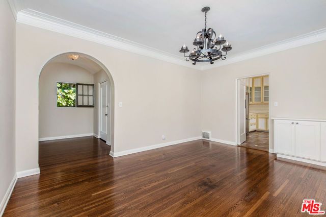 846 S Lucerne Boulevard, Los Angeles, CA 90005