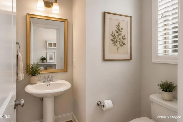 22 Treywood Lane, Chapel Hill, NC 27516