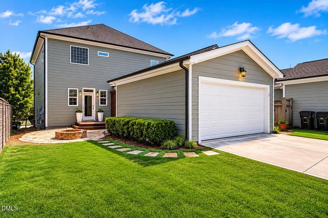 22 Treywood Lane, Chapel Hill, NC 27516