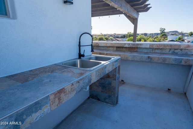 1004 E Tempe Drive, Tempe, AZ 85281