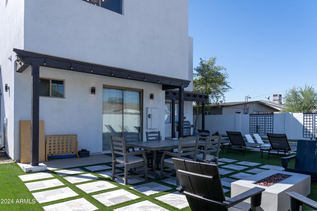 1004 E Tempe Drive, Tempe, AZ 85281