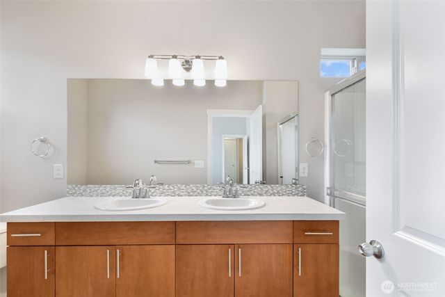 314 Chelan Avenue NE, Renton, WA 98059