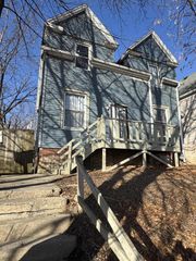 1425 N 35th STREET, Milwaukee, WI 53208