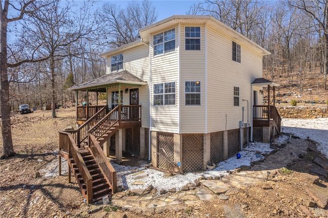 1327 Copperhead Road, Winslow, AR 72959