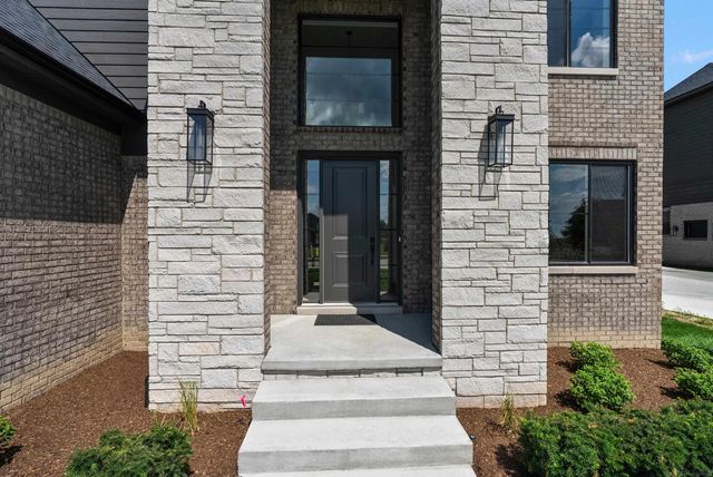 57242 Veridian Boulevard, Washington Twp, MI 48094