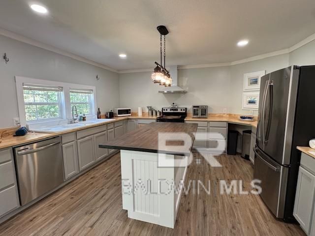 12181 Perdido Street, Lillian, AL 36549