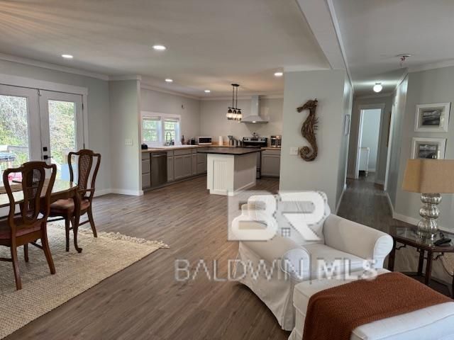 12181 Perdido Street, Lillian, AL 36549