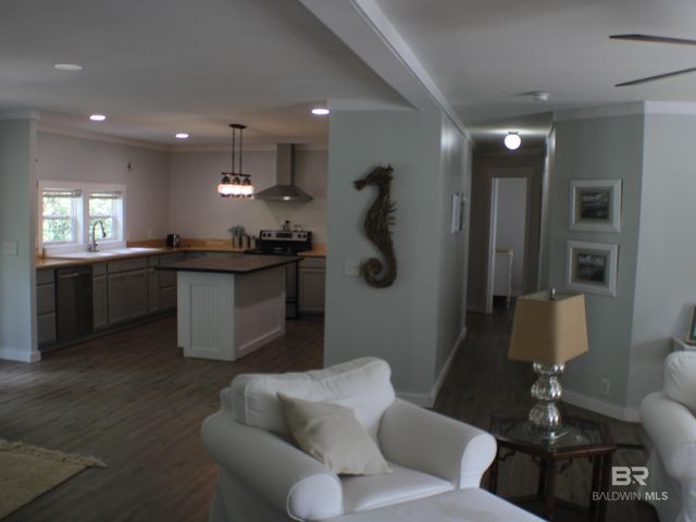 12181 Perdido Street, Lillian, AL 36549