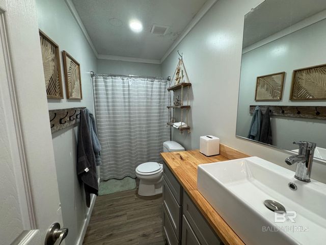 12181 Perdido Street, Lillian, AL 36549